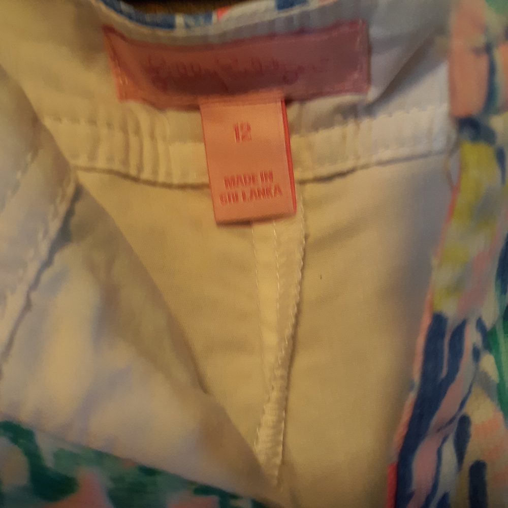 Lilly Pulitzer "Colette" skort in the "Mermaid Cove" print - Picture 4 of 4